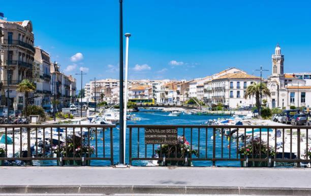 Sur Les Quais, Sete Centre-Ville Екстериор снимка
